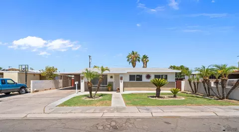 Exterior - 2010 E 25 Pl, Yuma, AZ 85365 photo 1 of 7