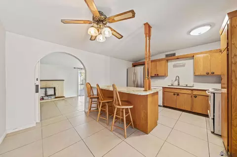 Kitchen - 2010 E 25 Pl, Yuma, AZ 85365 photo 1 of 6