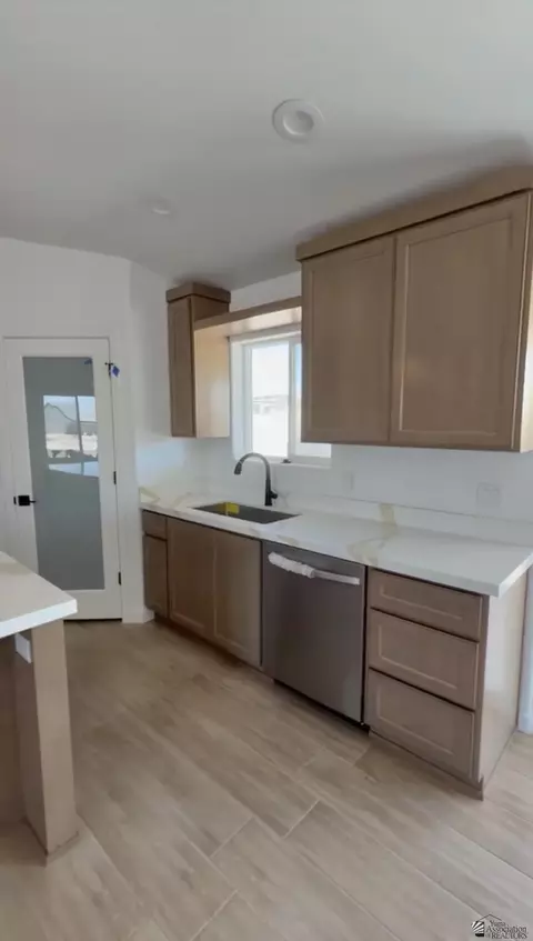 10744 E 46 Pl, Yuma, AZ 85367 photo 3