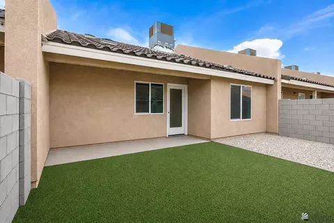 Exterior - 7343 E 37 St, Yuma, AZ 85365 photo 7 of 8
