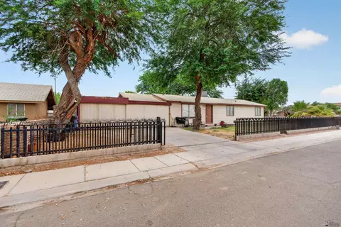 349 W Joshua St, Somerton, AZ 85350