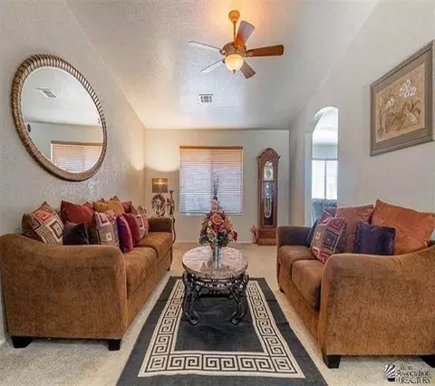 Living - 8596 E 26 Pl, Yuma, AZ 85365 photo 2 of 3