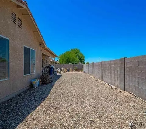 Exterior - 8596 E 26 Pl, Yuma, AZ 85365 photo 3 of 3