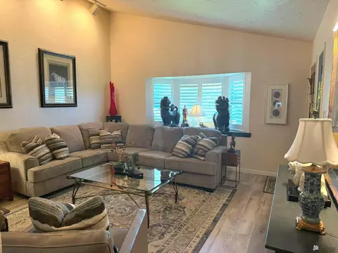 Living - 653 E 25 St, Yuma, AZ 85365 photo 2 of 2