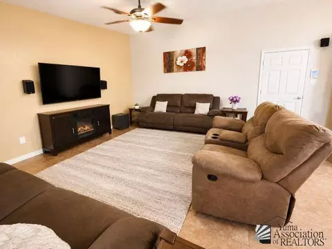Living - 6321 E 40 Ln, Yuma, AZ 85365 photo 2 of 2