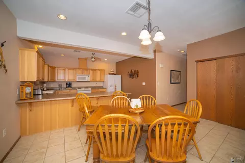Dining - 14401 E 53 St, Yuma, AZ 85367 photo 1 of 1