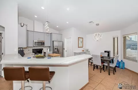 Kitchen - 10324 E 38 St, Yuma, AZ 85365 photo 5 of 5