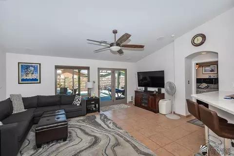 Living - 10324 E 38 St, Yuma, AZ 85365 photo 3 of 3