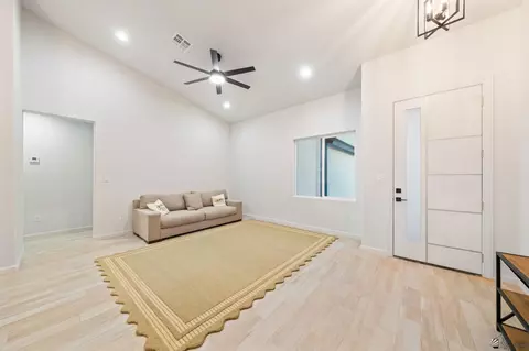 Living - 10570 E 46 Pl, Yuma, AZ 85367 photo 1 of 1