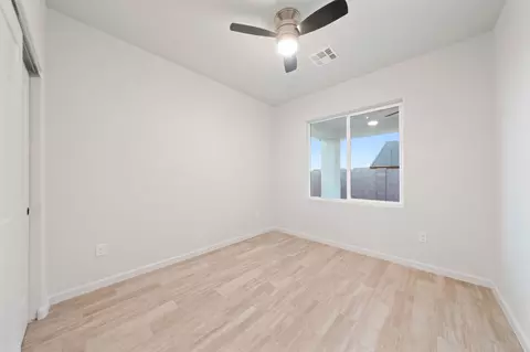 Bedroom - 10570 E 46 Pl, Yuma, AZ 85367 photo 2 of 5