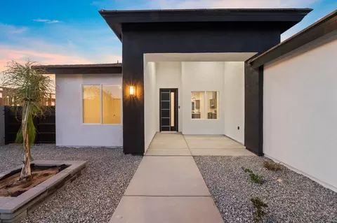 Exterior - 10570 E 46 Pl, Yuma, AZ 85367 photo 3 of 5