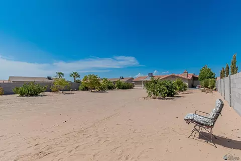 Exterior - 6303 E 43 Pl, Yuma, AZ 85365 photo 9 of 13