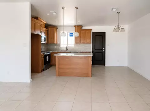 10791 E 45 St, Yuma, AZ 85367 photo 2