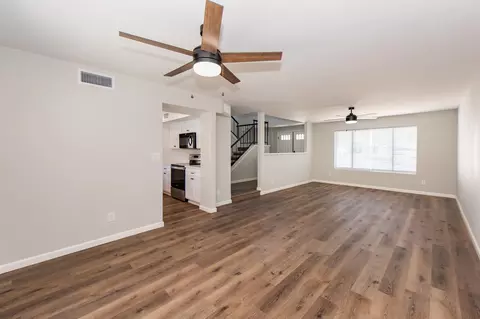 Living - 2187 E 27 Way, Yuma, AZ 85365 photo 2 of 6