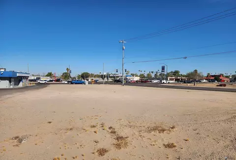415 E 32 St, Yuma, AZ 85364 photo 11