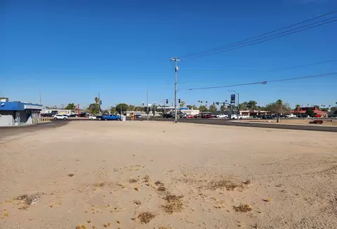 415 E 32 St, Yuma, AZ 85364 photo 11