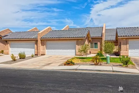 Exterior - 7364 E 38 St, Yuma, AZ 85365 photo 8 of 9