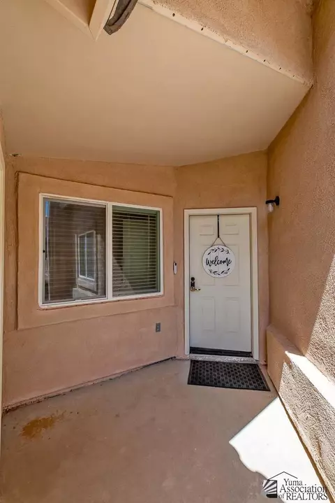 Exterior - 7364 E 38 St, Yuma, AZ 85365 photo 6 of 9