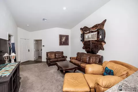 Living - 7364 E 38 St, Yuma, AZ 85365 photo 1 of 2