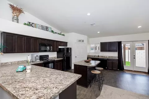 7364 E 38 St, Yuma, AZ 85365 photo 3