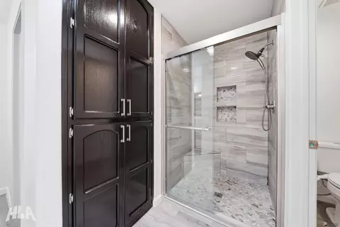 Bath - 3534 E Rubio Ln, Yuma, AZ 85365 photo 3 of 3