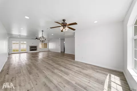 Living - 3534 E Rubio Ln, Yuma, AZ 85365 photo 4 of 12