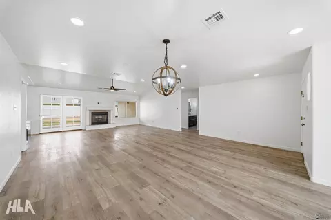 Living - 3534 E Rubio Ln, Yuma, AZ 85365 photo 7 of 12