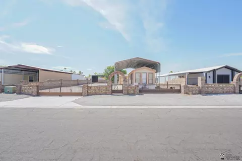 13643 E 44 St, Yuma, AZ 85367 photo 2