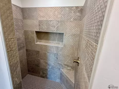 Bath - 10791 E 46 Pl, Yuma, AZ 85367 photo 3 of 4