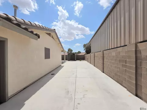 Exterior - 11611 E 28 Pl, Yuma, AZ 85367 photo 10 of 10