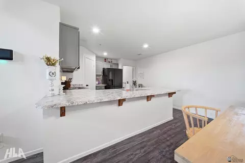 Kitchen - 7329 E 38 St, Yuma, AZ 85365 photo 3 of 3