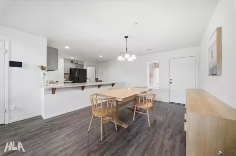 Dining - 7329 E 38 St, Yuma, AZ 85365 photo 2 of 3