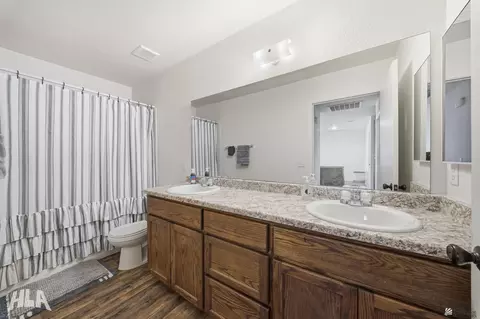 Bath - 7329 E 38 St, Yuma, AZ 85365 photo 2 of 2