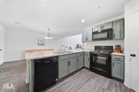 Kitchen - 7329 E 38 St, Yuma, AZ 85365 photo 1 of 3