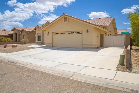 Exterior - 10411 E 39 St, Yuma, AZ 85365 photo 9 of 10