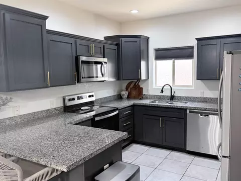 8734 E 41 Pl, Yuma, AZ 85365 photo 12