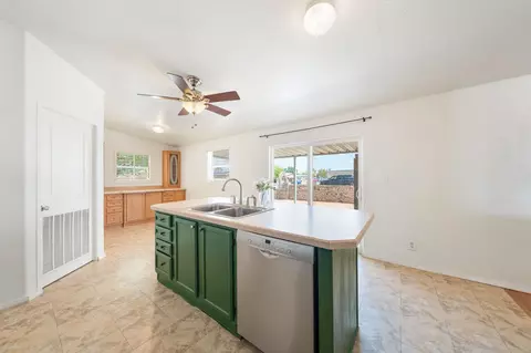 9549 E 36 Ln, Yuma, AZ 85365 photo 4