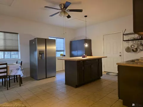 Kitchen - 13555 E 53 Dr, Yuma, AZ 85367 photo 2 of 3