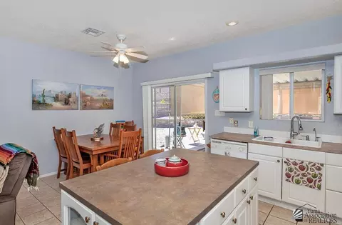 Kitchen - 12597 E 46 Dr, Yuma, AZ 85367 photo 5 of 5