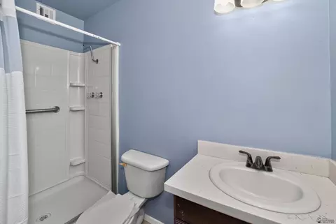Bath - 1503 E 22 St, Yuma, AZ 85364 photo 2 of 2
