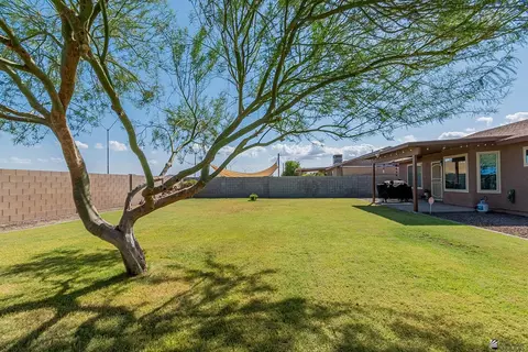Exterior - 7650 E 40 Pl, Yuma, AZ 85365 photo 2 of 8