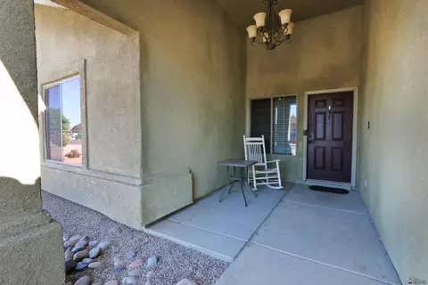 Exterior - 6112 E 47 St, Yuma, AZ 85365 photo 2 of 8