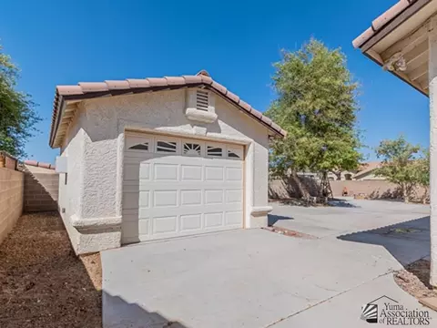 Exterior - 10796 E 39 St, Yuma, AZ 85365 photo 8 of 8