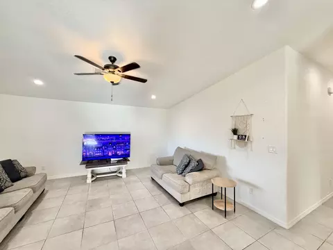 Living - 11592 E 33 Ln, Yuma, AZ 85367 photo 1 of 3