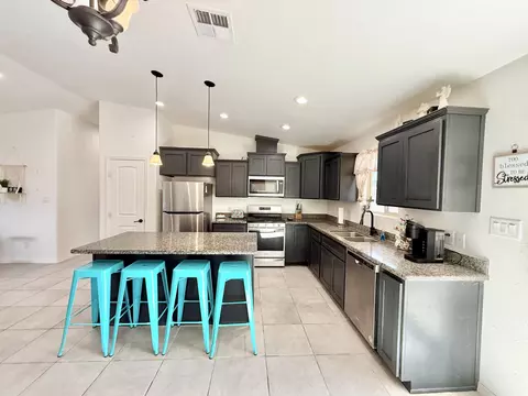 Kitchen - 11592 E 33 Ln, Yuma, AZ 85367 photo 1 of 4