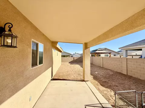Exterior - 11592 E 33 Ln, Yuma, AZ 85367 photo 5 of 8