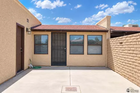 Exterior - 621 E 25 Pl, Yuma, AZ 85365 photo 2 of 3