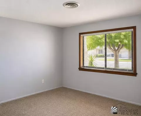 Bedroom - 621 E 25 Pl, Yuma, AZ 85365 photo 1 of 4