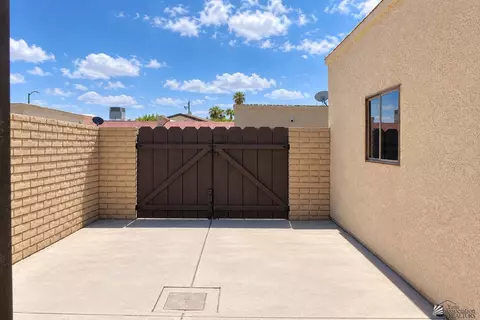 Exterior - 621 E 25 Pl, Yuma, AZ 85365 photo 3 of 3