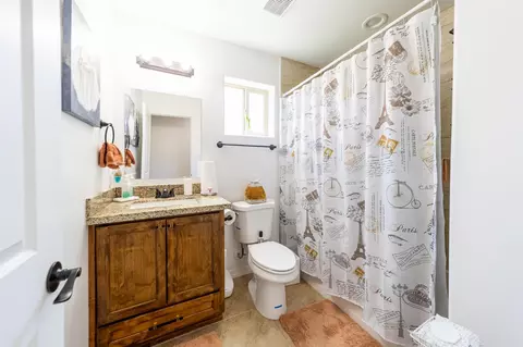 Bath - 12633 E 51 St, Yuma, AZ 85367 photo 3 of 4
